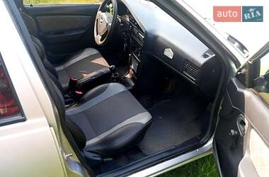 Седан Daewoo Nexia 2009 в 