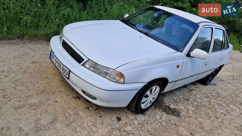 Седан Daewoo Nexia 2005 в 