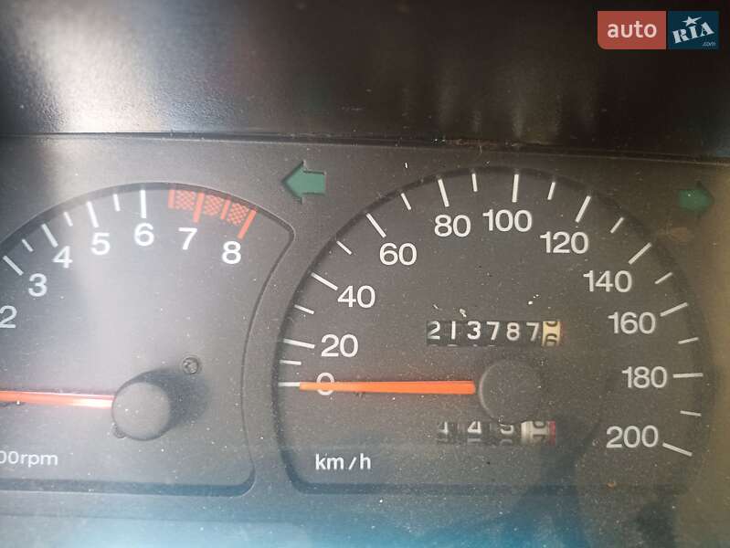 Седан Daewoo Nexia 2007 в Черкасах