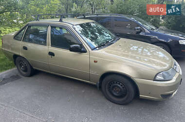 Седан Daewoo Nexia 2008 в 