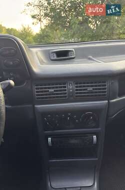 Седан Daewoo Nexia 2006 в 