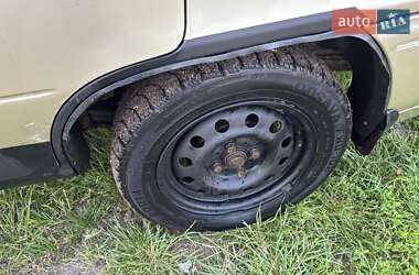 Седан Daewoo Nexia 2006 в 