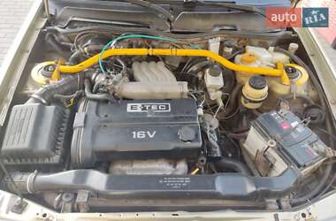 Седан Daewoo Nexia 2006 в 