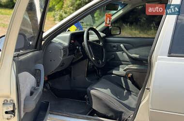 Седан Daewoo Nexia 2007 в 