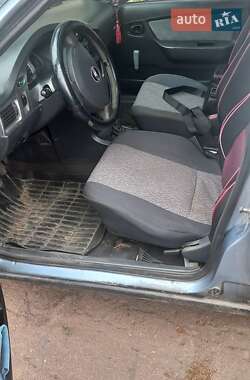 Седан Daewoo Nexia 2012 в 