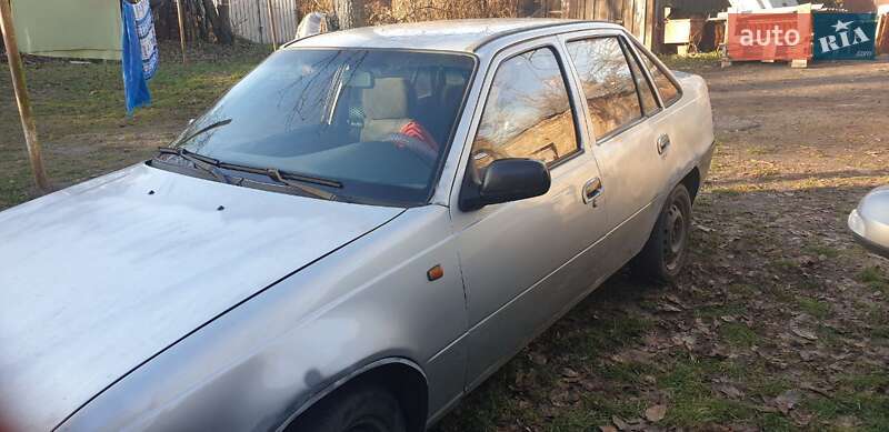 Седан Daewoo Nexia 2011 в Киеве