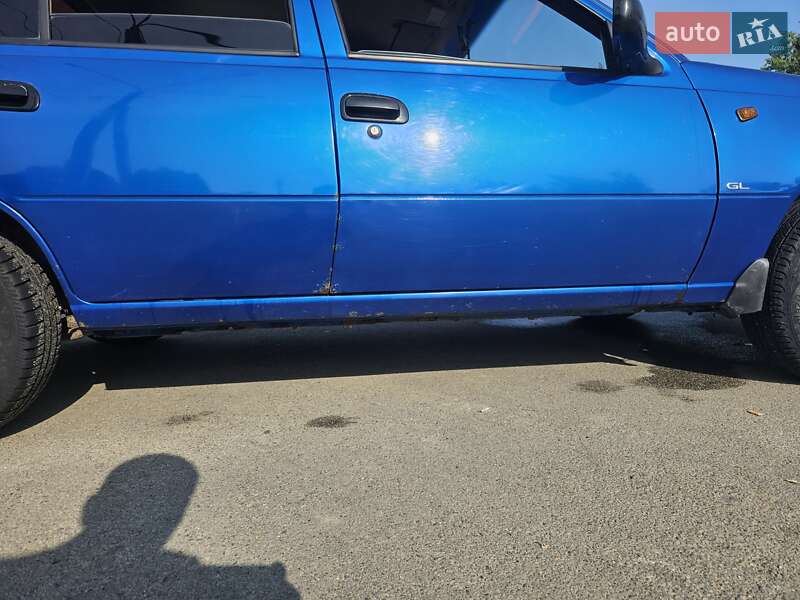 Седан Daewoo Nexia 2011 в Могилев-Подольске