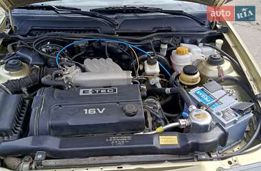 Седан Daewoo Nexia 2008 в 
