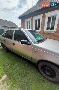 Седан Daewoo Nexia 2010 в 