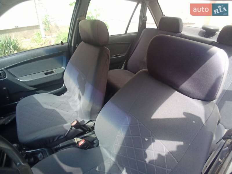 Седан Daewoo Nexia 2011 в Житомире