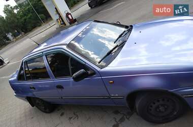 Седан Daewoo Nexia 2007 в 