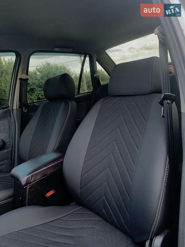 Седан Daewoo Nexia 2008 в Чернигове