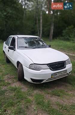 Седан Daewoo Nexia 2012 в Тростянце