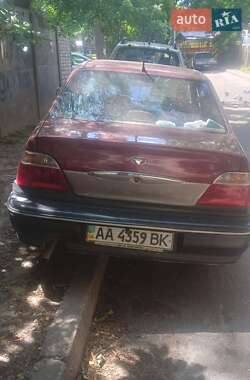 Седан Daewoo Nexia 2005 в Киеве