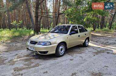 Седан Daewoo Nexia 2008 в Кременчуці