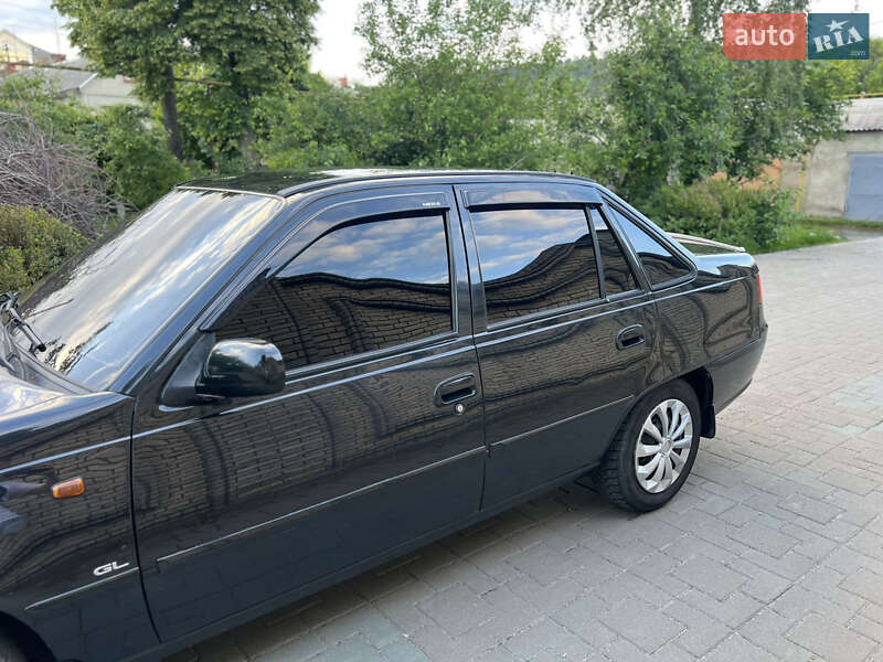 Седан Daewoo Nexia 2012 в Могилев-Подольске