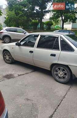 Седан Daewoo Nexia 2008 в 