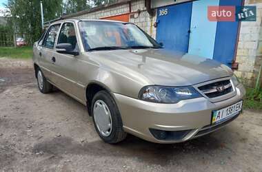 Седан Daewoo Nexia 2014 в 