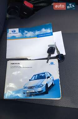 Седан Daewoo Nexia 2014 в 