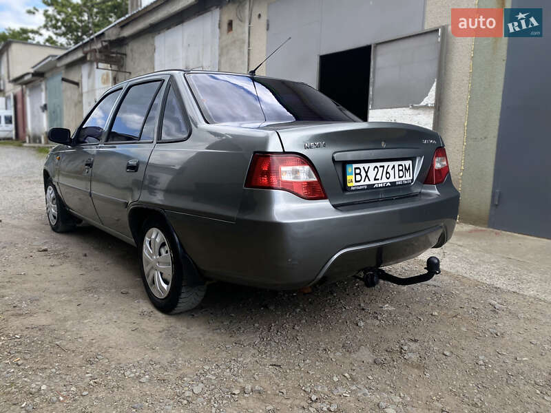 Седан Daewoo Nexia 2013 в Каменец-Подольском