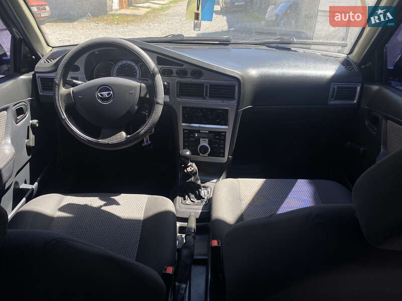 Седан Daewoo Nexia 2013 в Каменец-Подольском