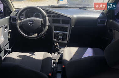 Седан Daewoo Nexia 2013 в 