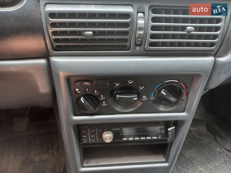 Седан Daewoo Nexia 2007 в Заводском фото 7 Седан Daewoo Nexia 2007 в Заводском