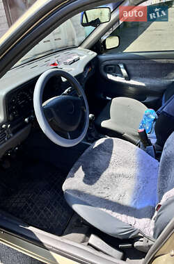 Седан Daewoo Nexia 2006 в 
