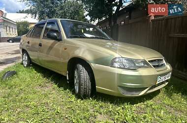 Седан Daewoo Nexia 2008 в 