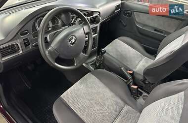 Седан Daewoo Nexia 2010 в 