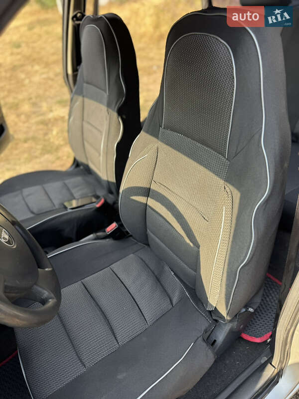 Седан Daewoo Nexia 2008 в Новій Одесі