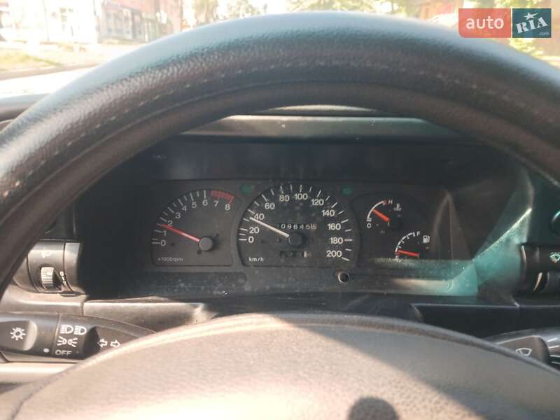 Седан Daewoo Nexia 2008 в Нововолинську