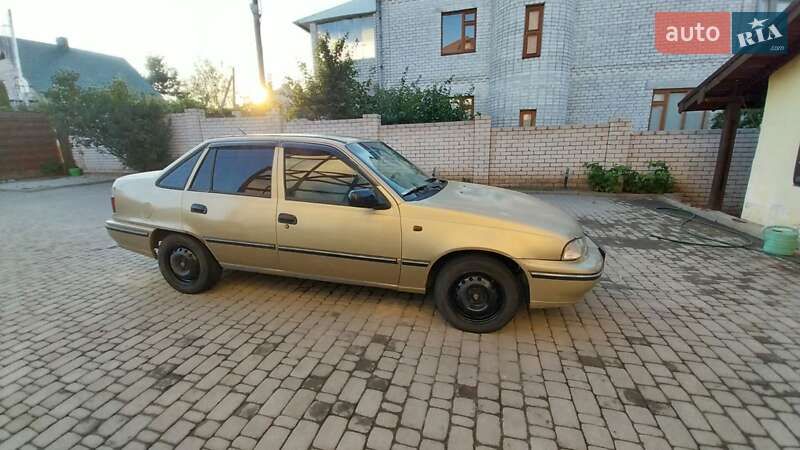 Седан Daewoo Nexia 2008 в Харькове