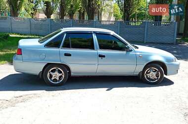 Седан Daewoo Nexia 2012 в 