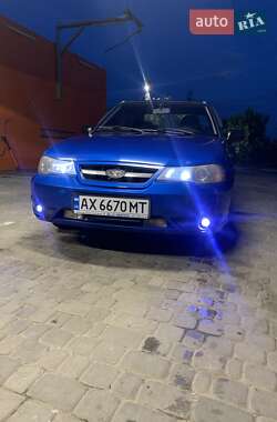 Седан Daewoo Nexia 2010 в 