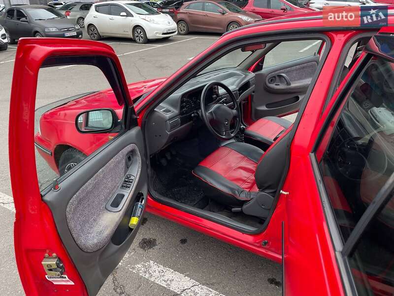 Седан Daewoo Nexia 2006 в Одесі