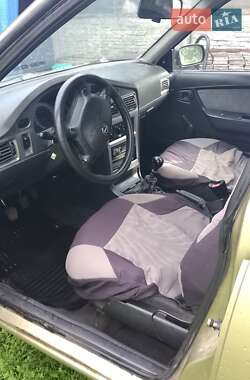 Седан Daewoo Nexia 2011 в 