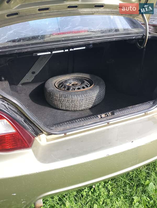 Седан Daewoo Nexia 2011 в Здолбунове