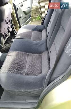 Седан Daewoo Nexia 2011 в 