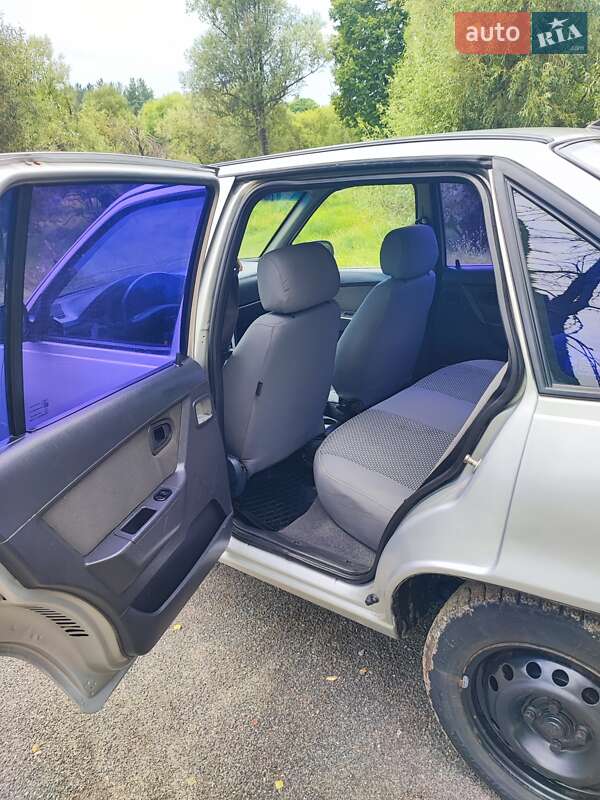 Седан Daewoo Nexia 2008 в Малине