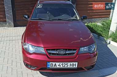 Седан Daewoo Nexia 2008 в 