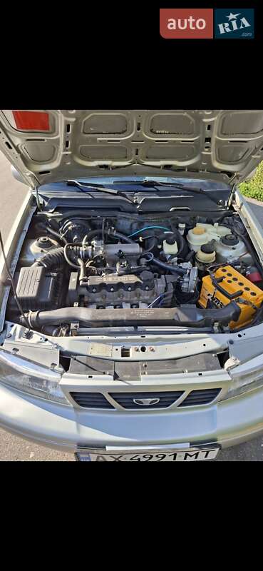 Седан Daewoo Nexia 2008 в Краснограде