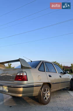 Седан Daewoo Nexia 2007 в 