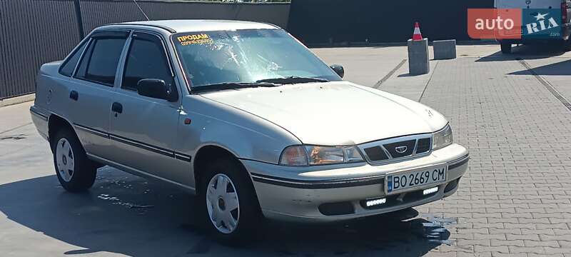 Седан Daewoo Nexia 2008 в Черновцах