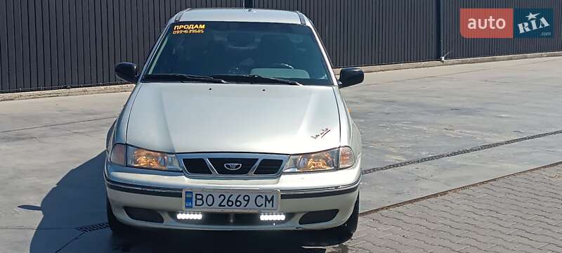 Седан Daewoo Nexia 2008 в Черновцах