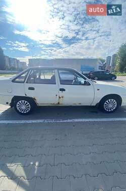 Седан Daewoo Nexia 2010 в 