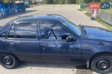 Седан Daewoo Nexia 2007 в 