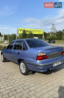 Седан Daewoo Nexia 2008 в 
