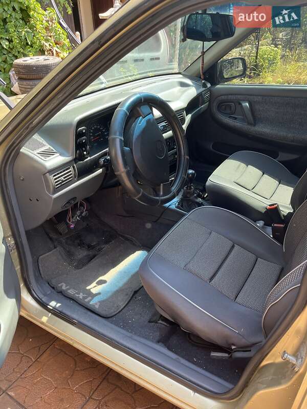 Седан Daewoo Nexia 2008 в Одессе