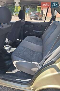 Седан Daewoo Nexia 2008 в 